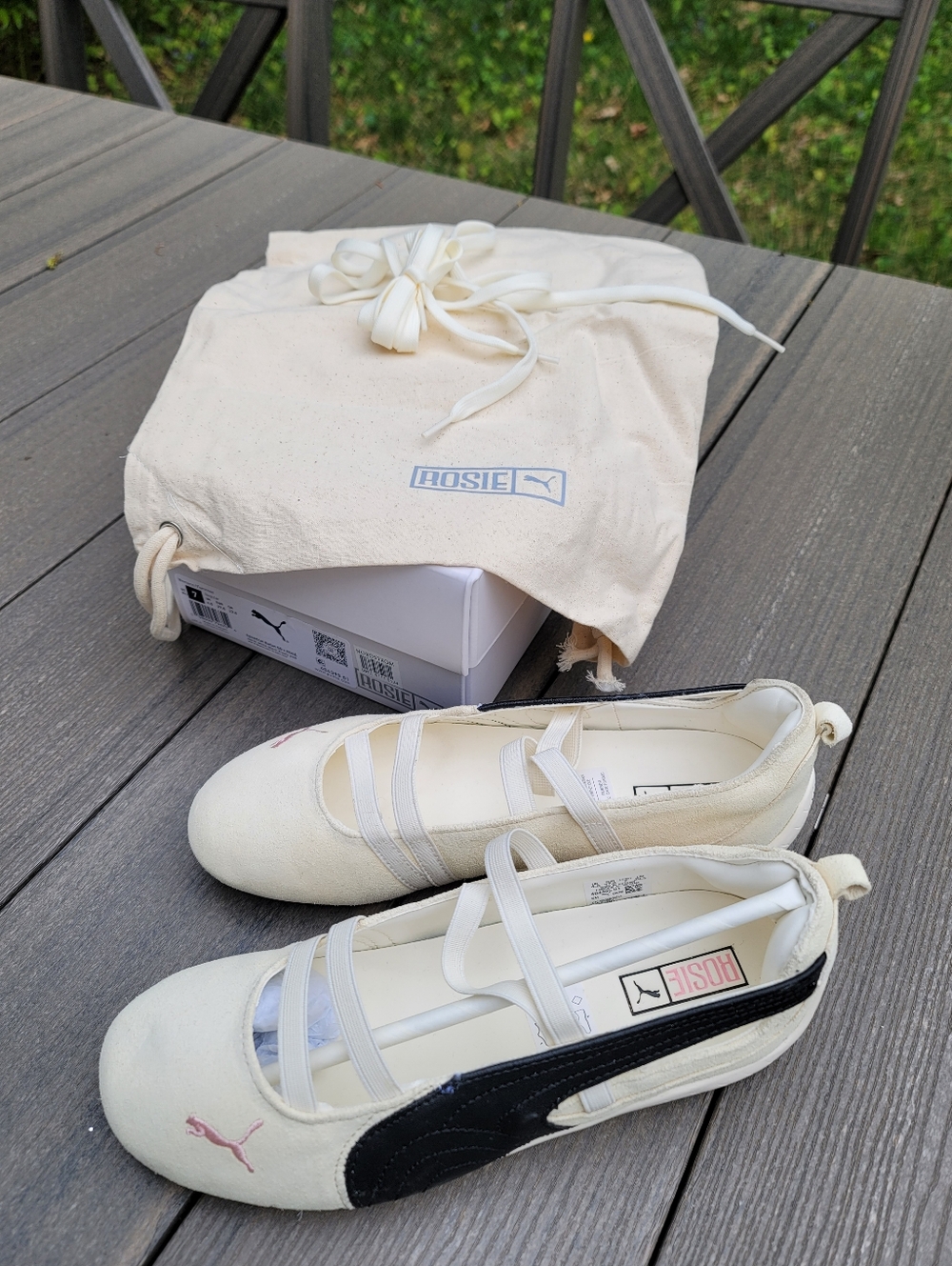 PUMA x ROSÉ Speedcat Ballet Ivory Cream Suede Black Flat Shoes Size 7 Pre-owned